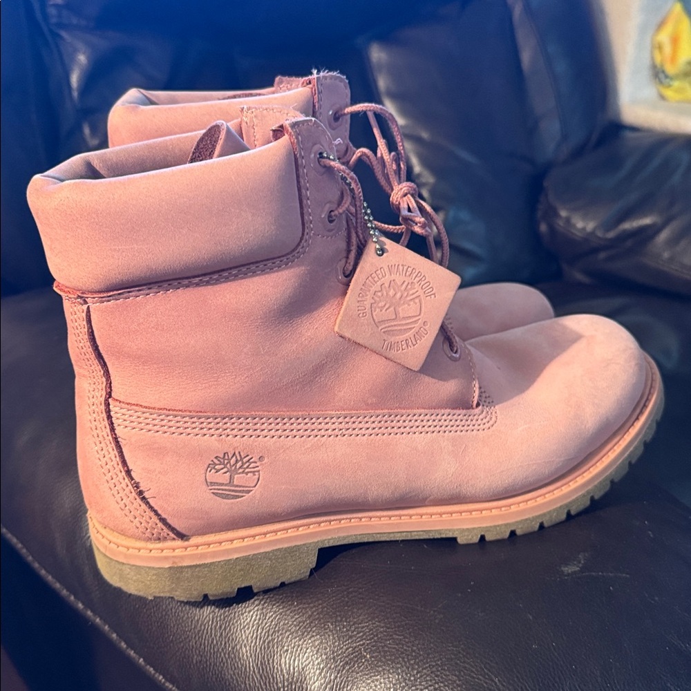 Timberland - All over Pink Leather Boots via p Wide Women’s